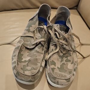 Clarks Camouflage Green and Tan Men's Loafers